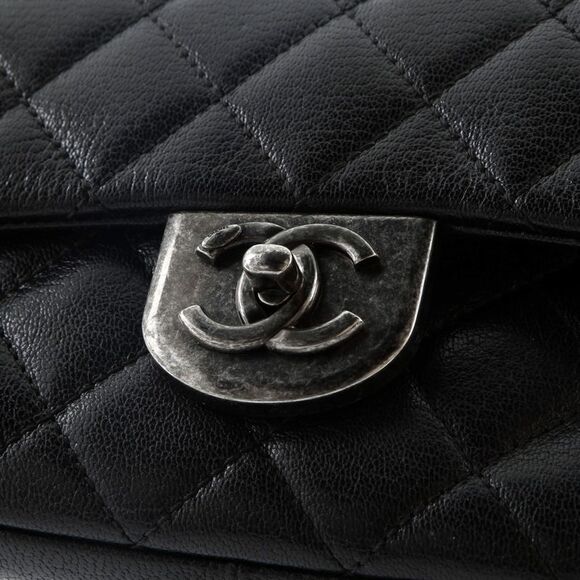 Chanel Double Carry Chain Waist Bag Quilted Goatskin Small Black - Picture 8 of 9